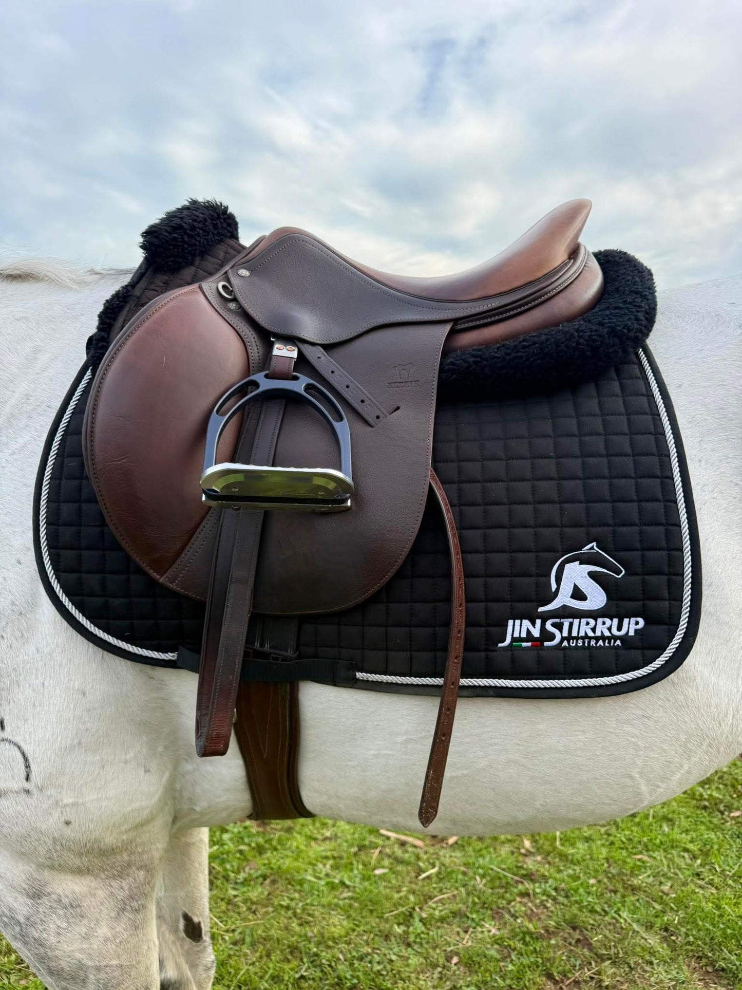JS Anatomic Stirrup - Matt Blue (MB)